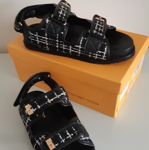 Public Desire Black Fabric Sandals Gold Buckles New with Box - Picture 2 of 7